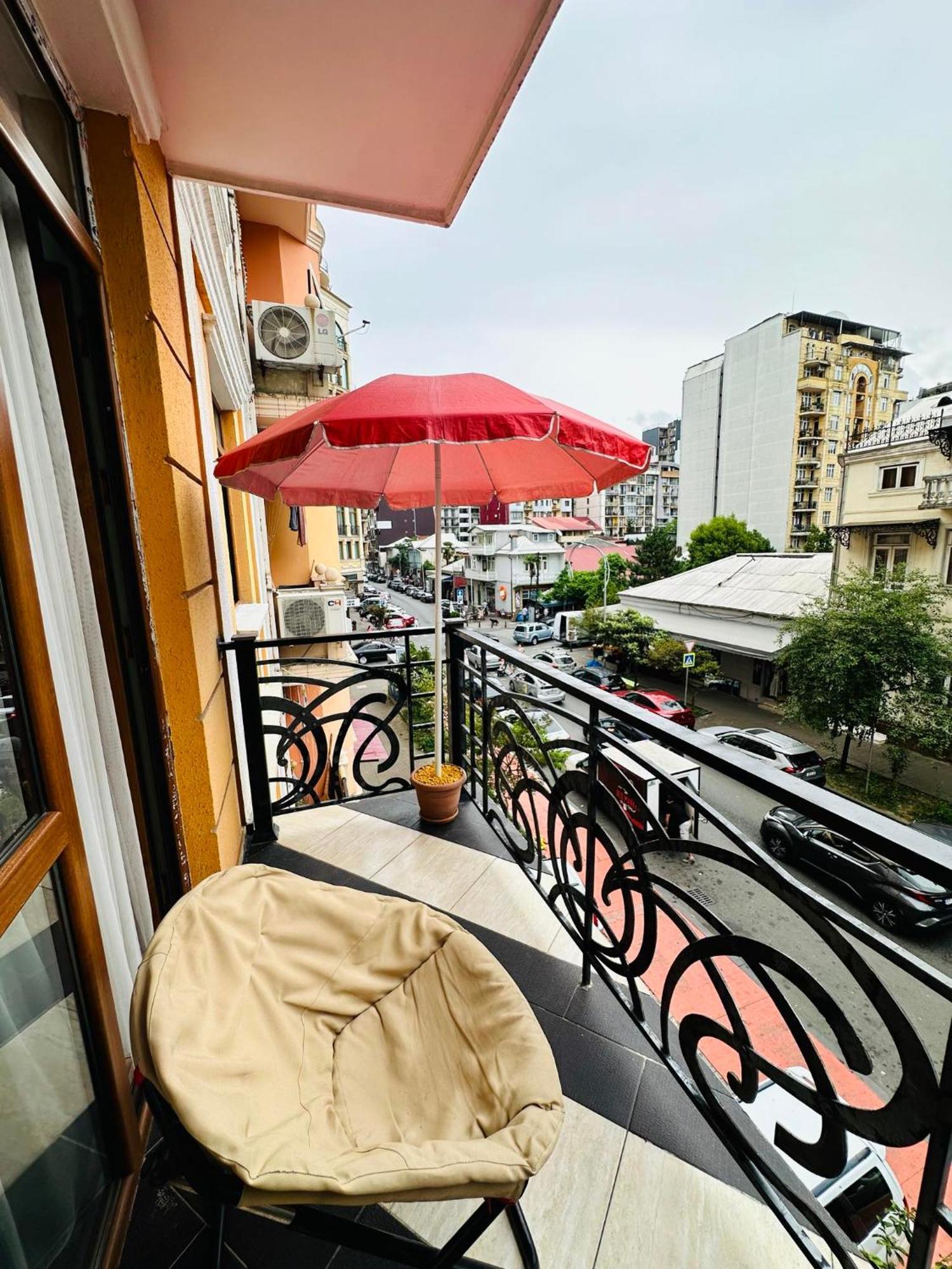 巴统Apt On Gorgasali 94公寓 外观 照片